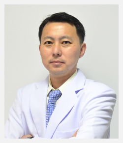 Dr. Densak Pongrojpaw